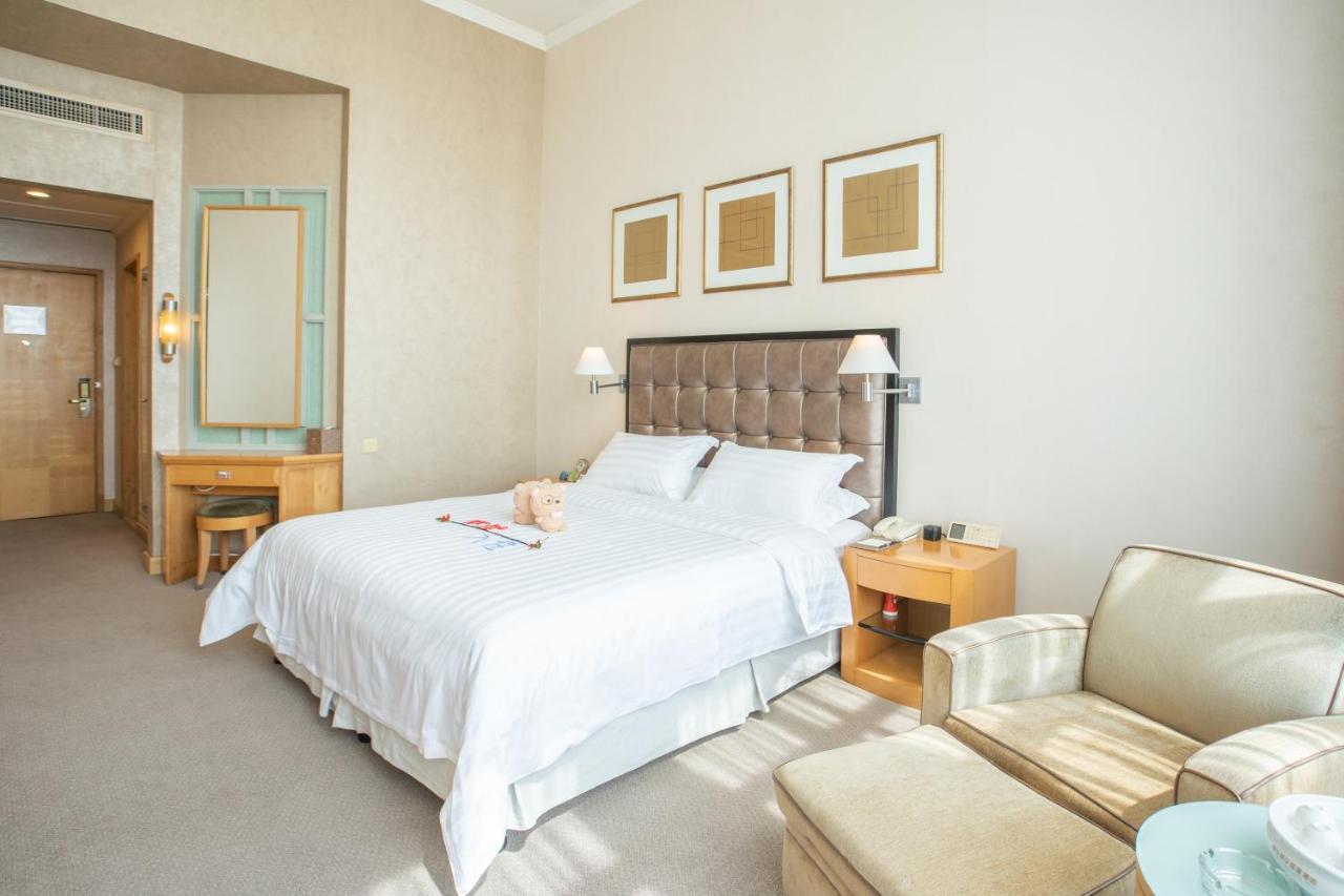 Shantou Junhua Haiyi Hotel Exterior photo